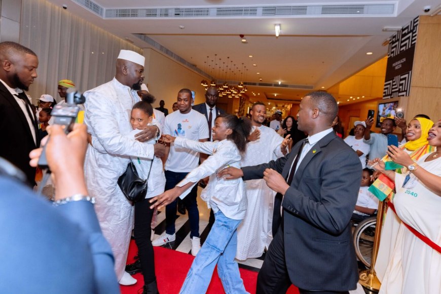 Abanya-Guinea baba mu Rwanda bakiranye urugwiro perezida wabo