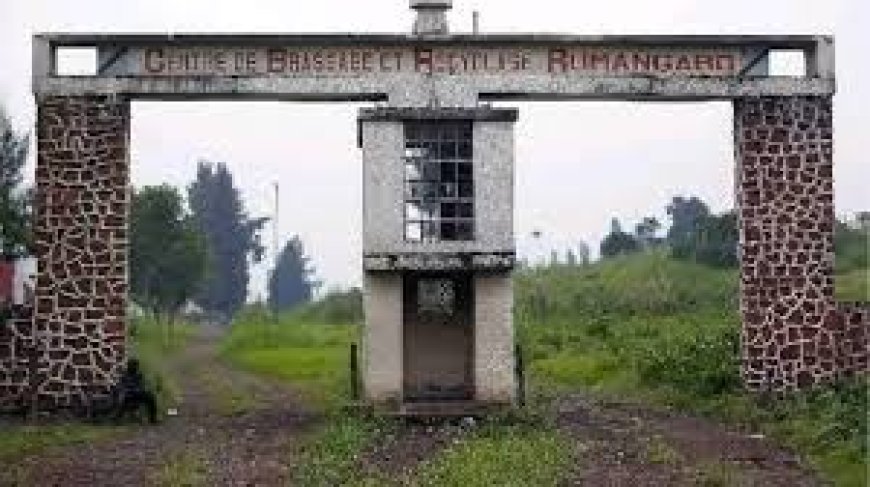 Joseph Kabila yasuye ikigo cya gisirikare cya Rumangabo