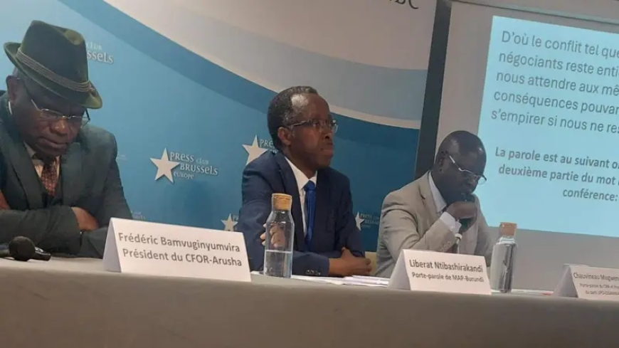 Abarundi bahunze igihugu batangaje ko bagiye gufata intwaro