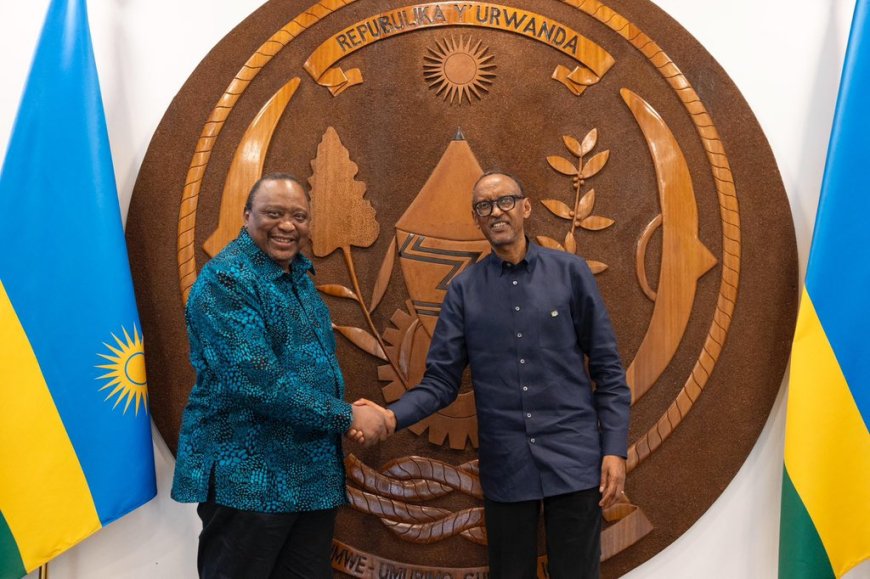 Perezida Kagame yakiriye Uhuru Kenyatta muri Village Urugwiro