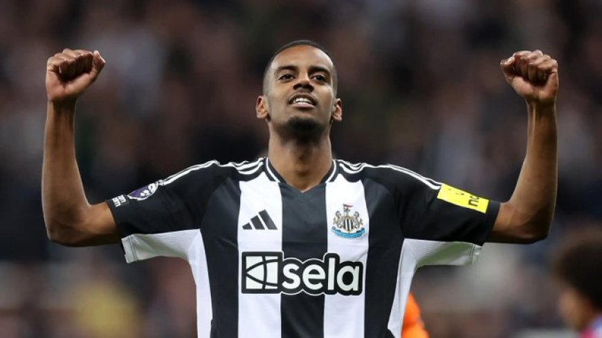 Alexander Isak yiteguye kwerekeza muri Liverpool FC