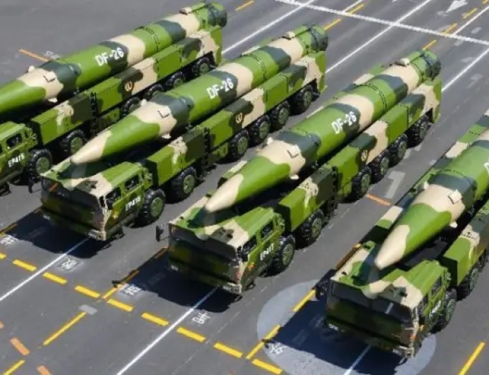 Ubushinwa bwerekanye intwaro zidasanzwe mu karasisi kahuriyemo Putin, Kim na Xi